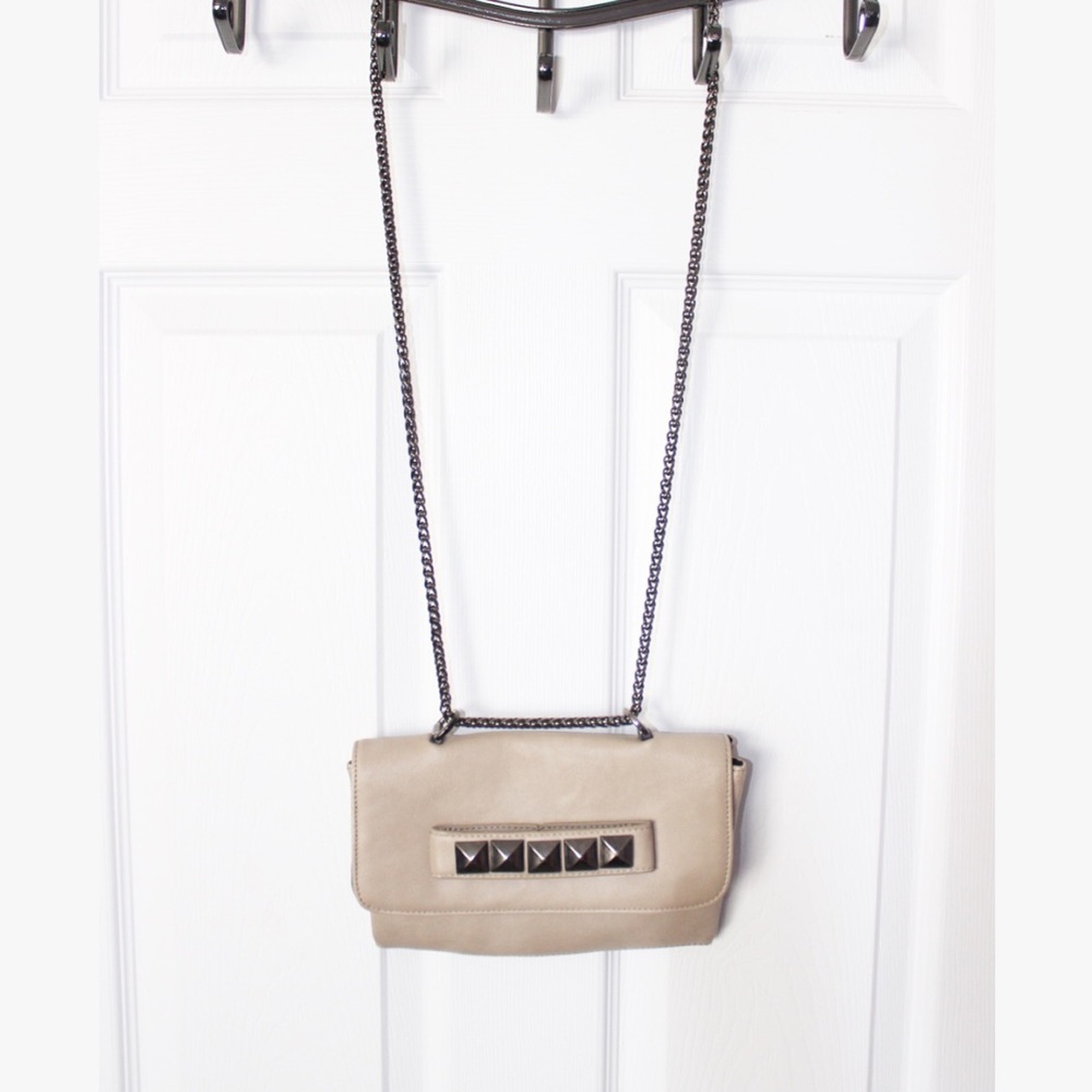 Forever 21 Chain Strap Crossbody Bag